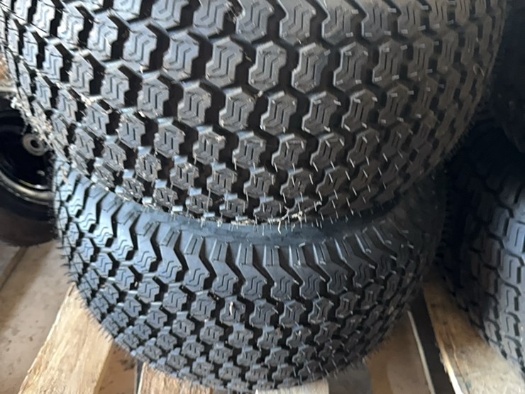 new-pair-of-20x10-8-tire-with-4-lug-wheel-image-4