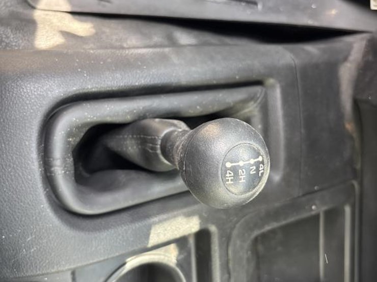 2015-dodge-ram-3500-image-47