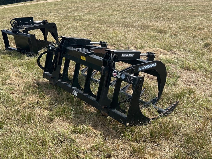 #410-•-blue-diamond-grapple-john-deere-quick-connect-image-4