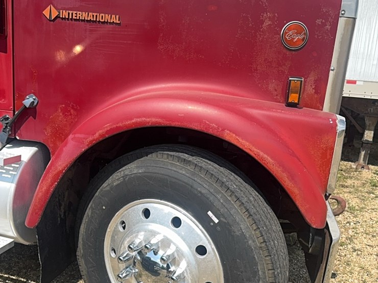 international-eagle-with-cummins-image-6