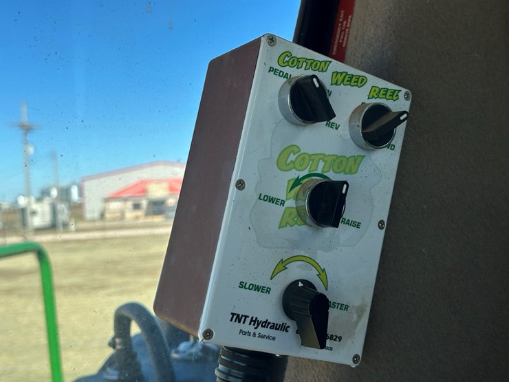 2017-john-deere-cs690-image-34