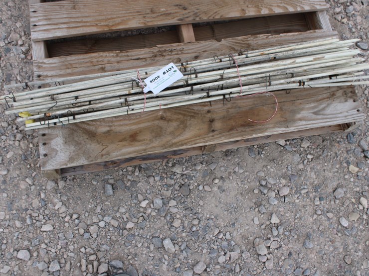 #4006-•-#4006---stick-fiber-glass-fence-post-image-4