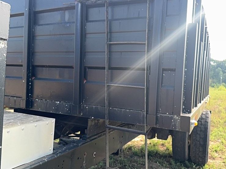 gooseneck-dump-trailer-image-3