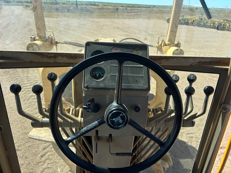 deere-770bh-image-43