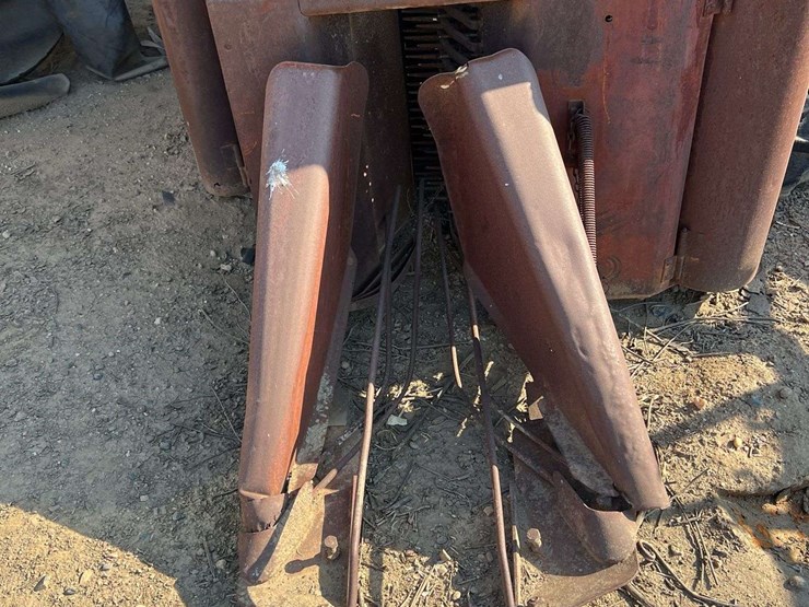 farmall-m-with-cotton-picker-image-19