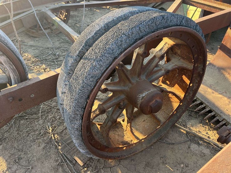 large-trailer-frame-image-5