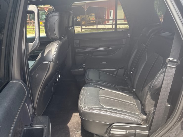 2019-ford-expedition-image-12