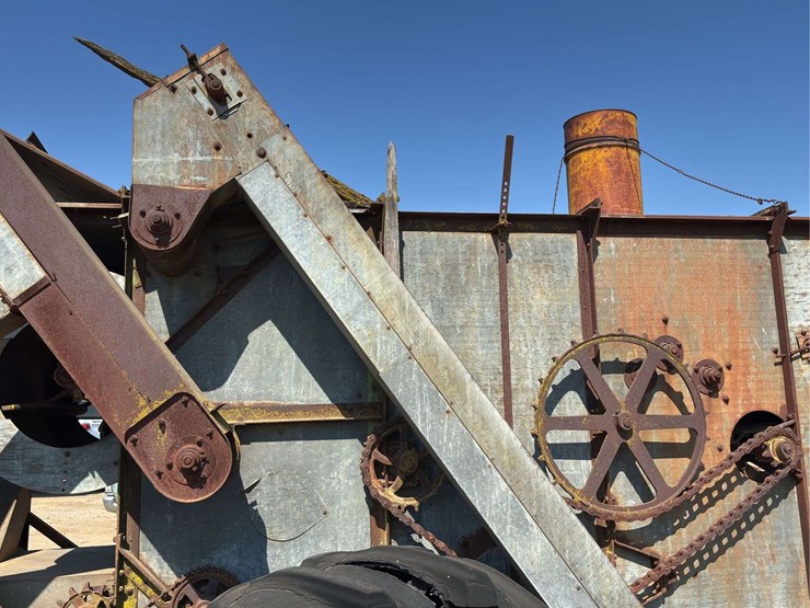 john-deere-pull-type-combine-image-26