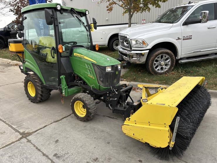 john-deere-1025-image-7