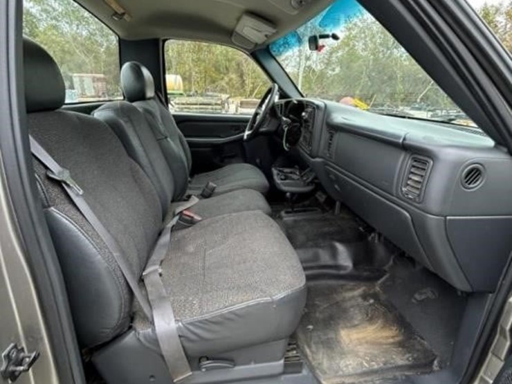 1999-chevrolet-2500-image-16