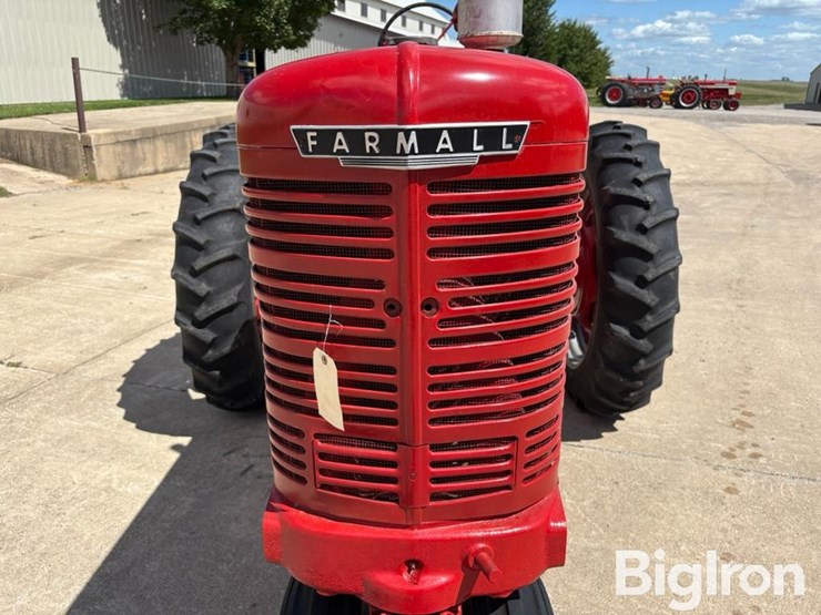 1949-ih-farmall-m-2wd-tractor-image-15