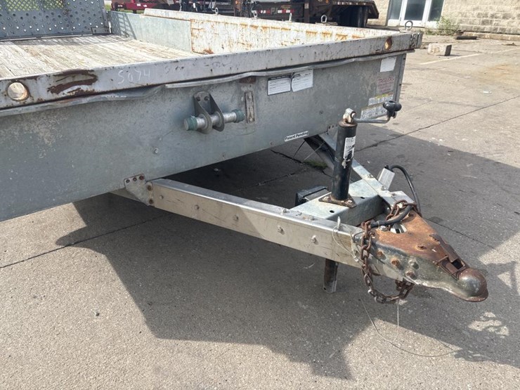 #5074-•-2017-sure-track-aluminum-16'-utility-trailer-image-8