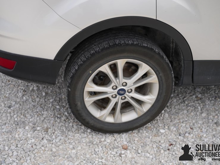2019-ford-escape-image-19