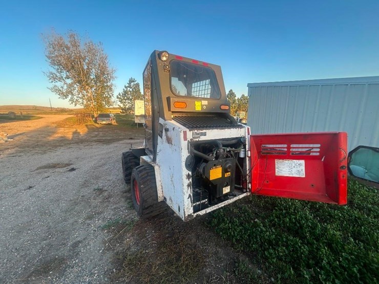 1981-model-2000-bobcat-mini-payloader-image-6