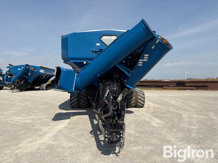2024-kinze-1421-grain-cart-image-2