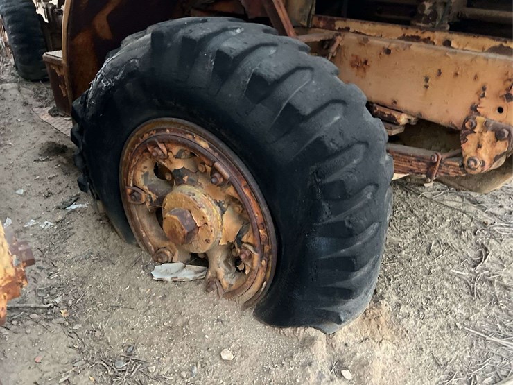 fwd-dump-truck-image-13