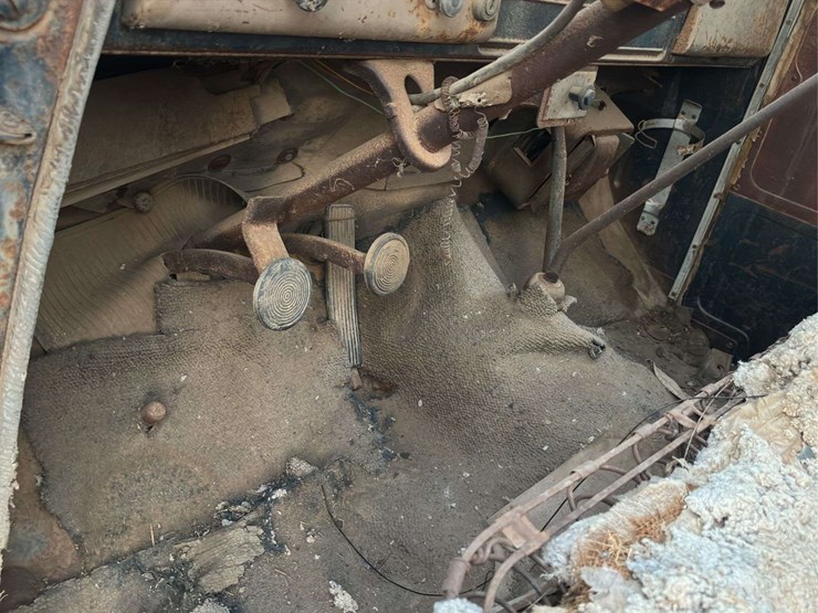 studebaker-stake-bed-truck-image-22