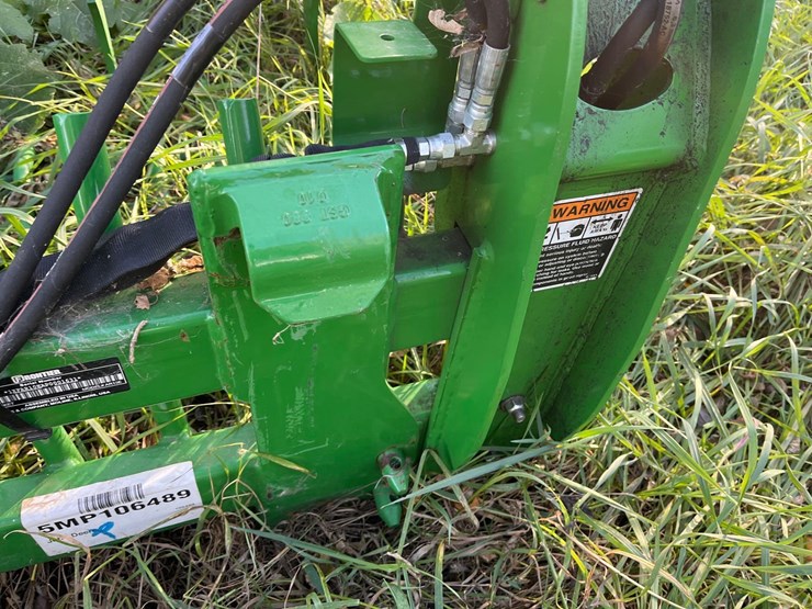 john-deere-rock-bucket-image-8