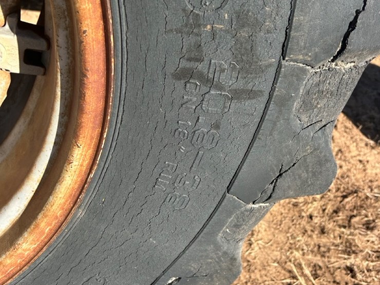massey-ferguson-1155-image-8