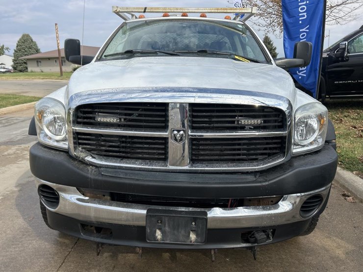 2009-dodge-ram-4500-image-8