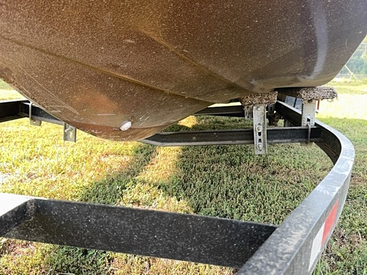 cheater-sx-bass-boat-&-nice-trailer-image-18