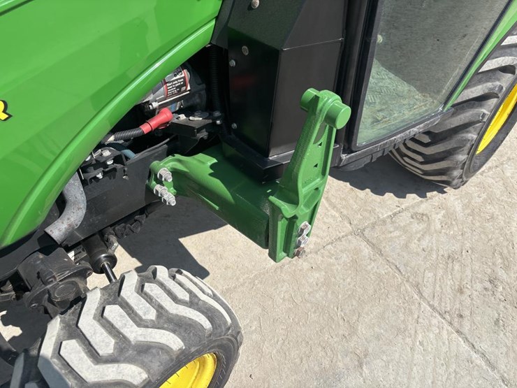 john-deere-1025-image-38