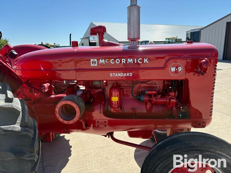 1950-international-w9-image-17