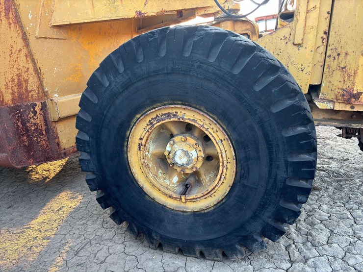 euclid-tractor-tanker-image-12