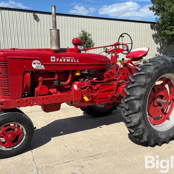 1954 IH Farmall Super M-TA 2WD Tractor