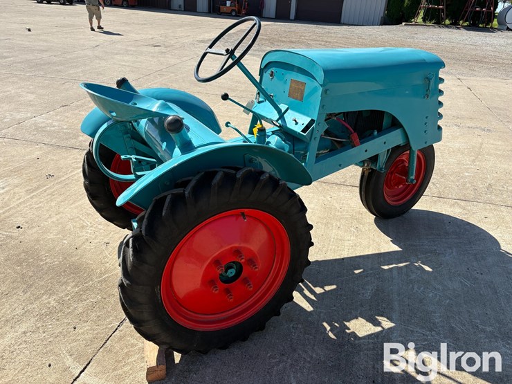 1950-ota-mk-1-2wd-tractor-image-5