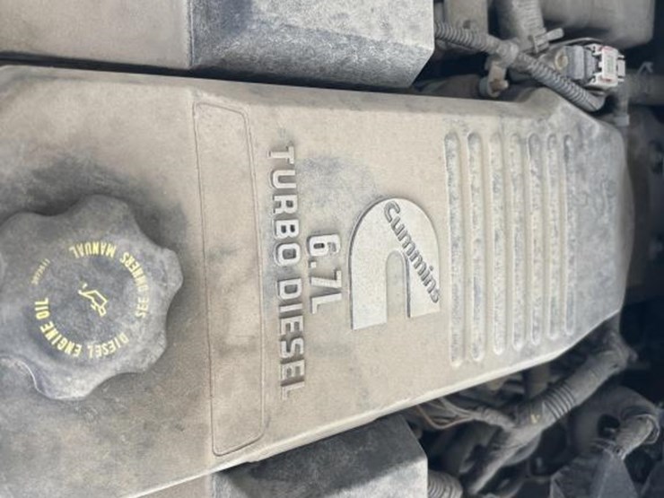 2016-custom-flatbed-image-22