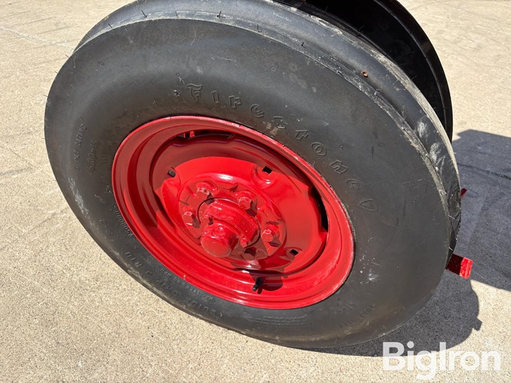 1959-case-ih-560-image-10