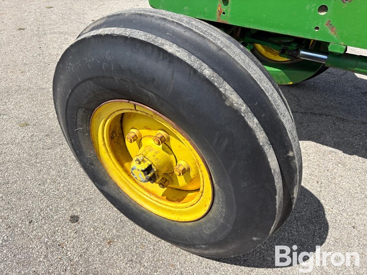 1964-john-deere-600-image-9