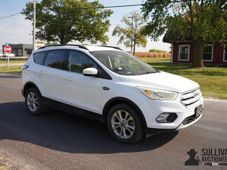 2017-ford-escape-image-3