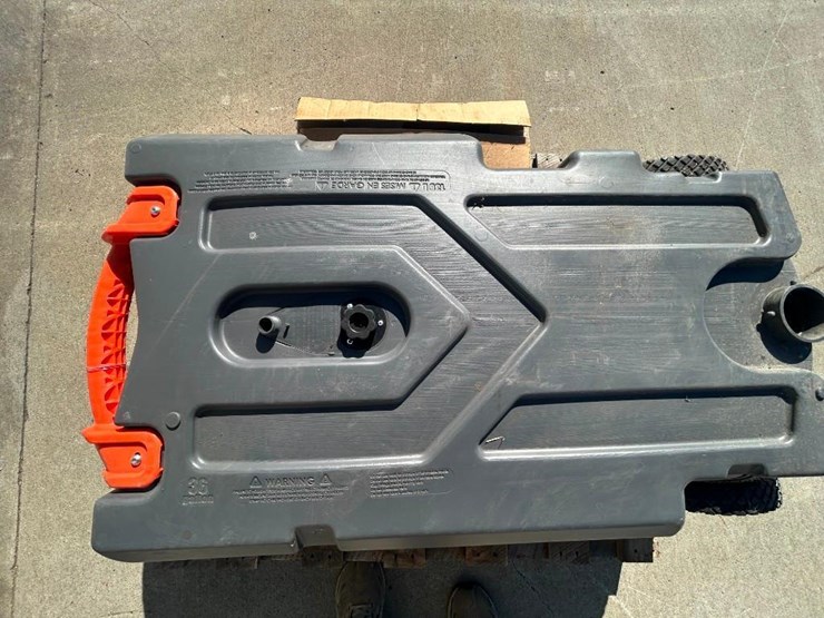 rhino-tote-tank-image-3