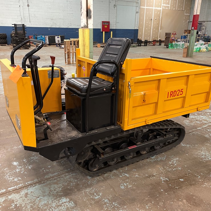 #5563 • 2024 IRD 25 Crawler Dumper
