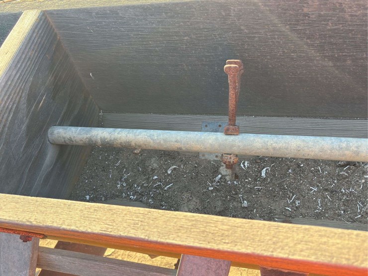 stockton-5-bottom-wooden-frame-plow-image-22