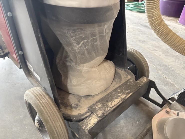 #5090-•-husqvarna-t8600-hepa-vacuum-w/-c5500-separator-image-14