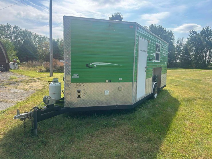 ice-castle-fish-house-image-1