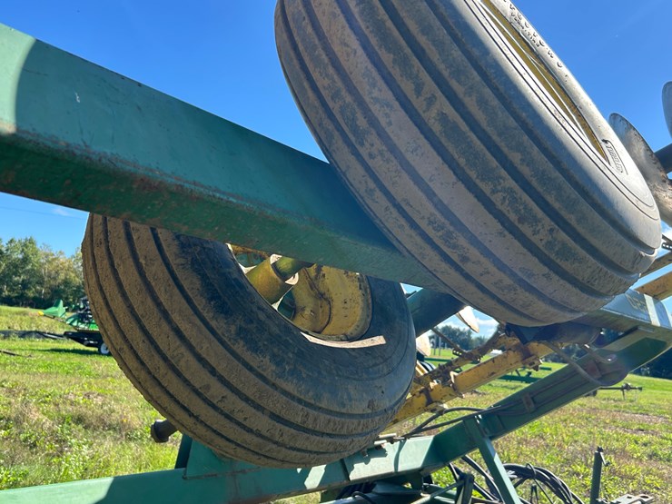 john-deere-20-image-10