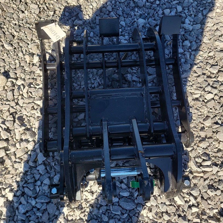 Mini excavator grapple.