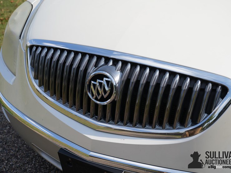 2012-buick-enclave-image-10