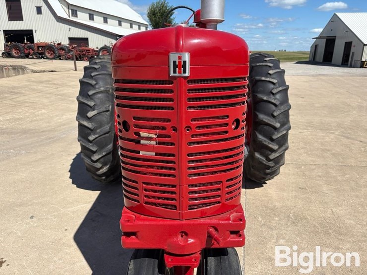 1954-ih-farmall-super-m-ta-2wd-tractor-image-13