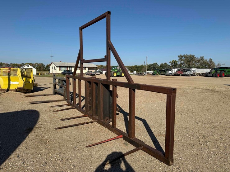 homemade-bale-fork-image-1