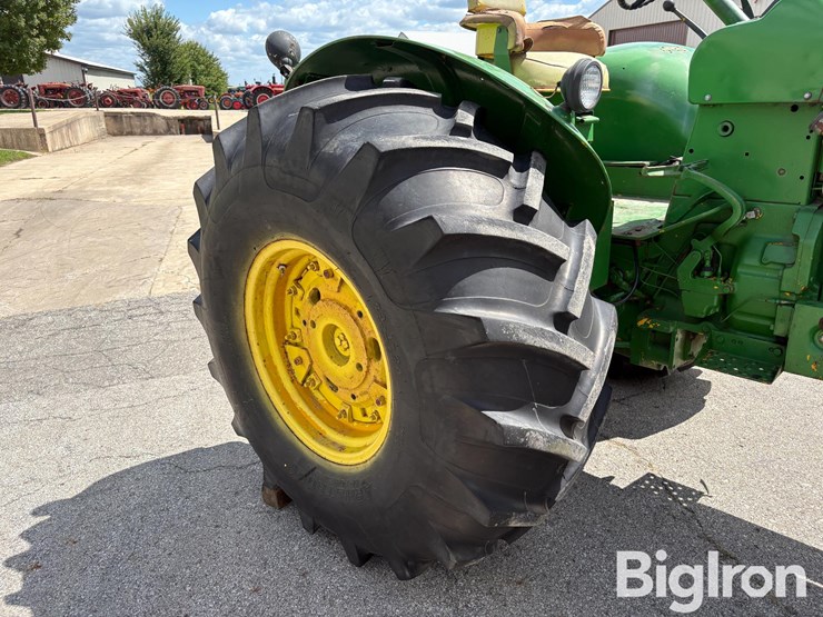 1964-john-deere-600-image-13