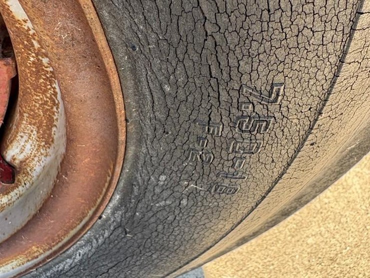 1958-international-650-image-14