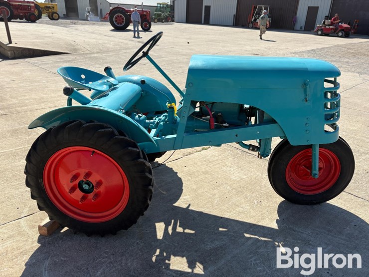 1950-ota-mk-1-2wd-tractor-image-4