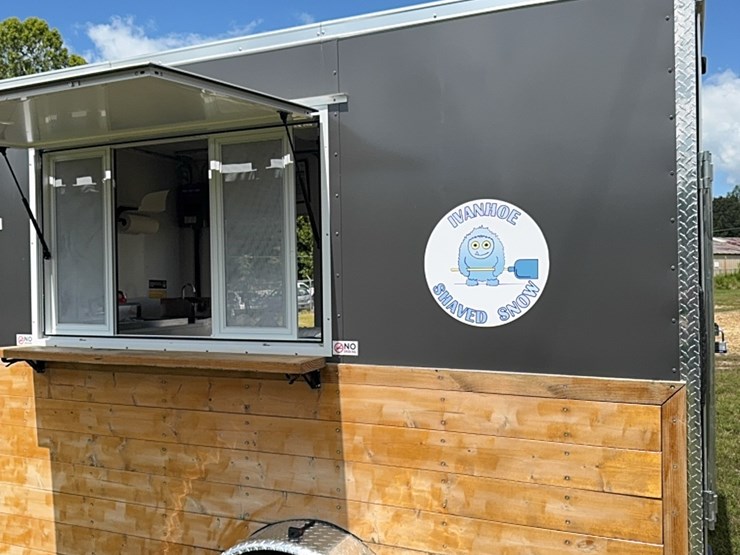 concession-stand-trailer-image-2