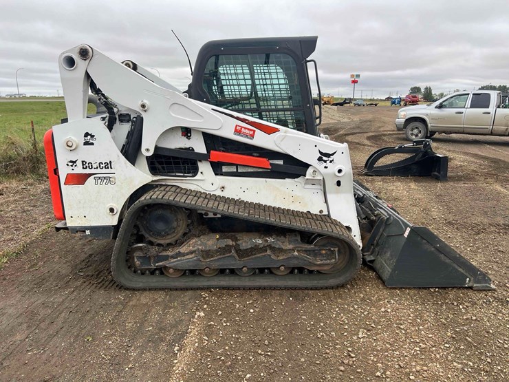 2021-bobcat-t770-image-4