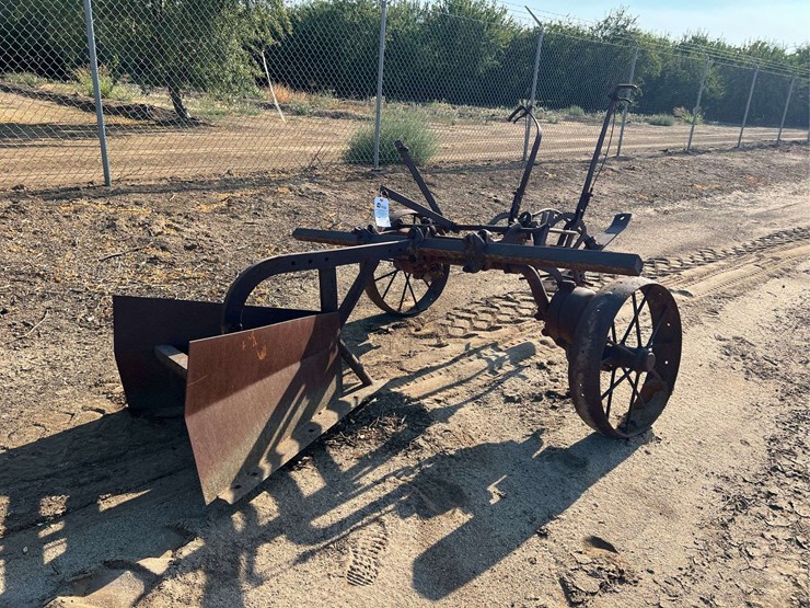 36”-v-plow-image-2